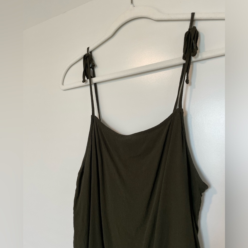 Dark Green Flowy Tank with Tie Straps - Picture 2 of 2